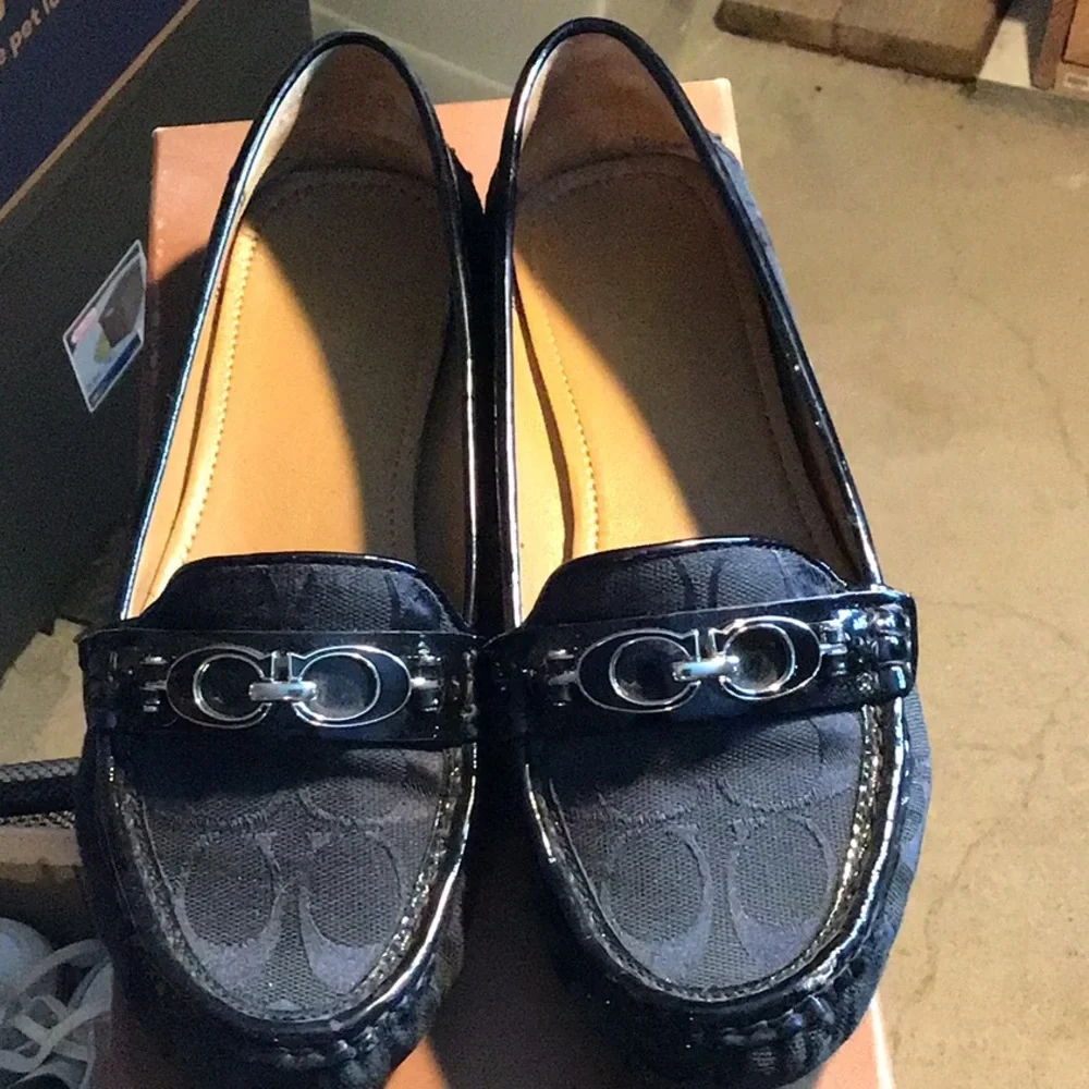 Coach Fortunata 12 CM Signature With Patten Leather - Picture 6 of 6